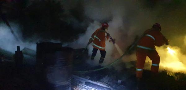 Gudang Kayu di Blitar Terbakar, Segini Kerugian Pemiliknya
