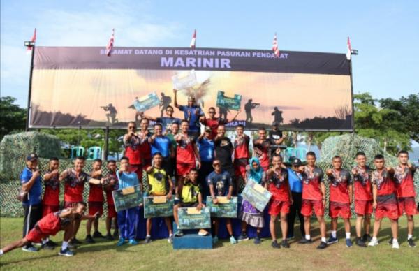 Foto Batalyon Infanteri 7 Marinir Berhasil Meraih Juara Fun Run HUT TNI AL Ke 77