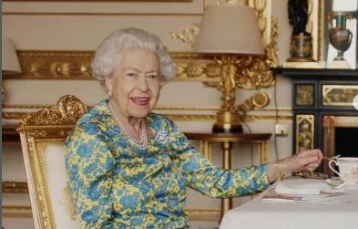 Diklaim Bekas Ratu Elizabeth II, Kantung Teh Celup Ini Dijual Rp178 Juta