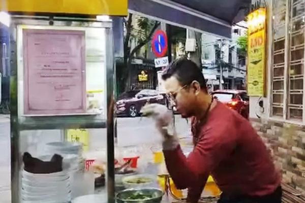 Viral! Penjual Mie Ini Ditangkap Polisi Usai Parodikan Gaya Salt Bae, Kok Bisa?