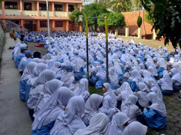 Pelajar SMKN 2 Cilegon Antusias Ikuti Sosialisasi P4GN Oleh Wadir Ditpolairud Polda Banten