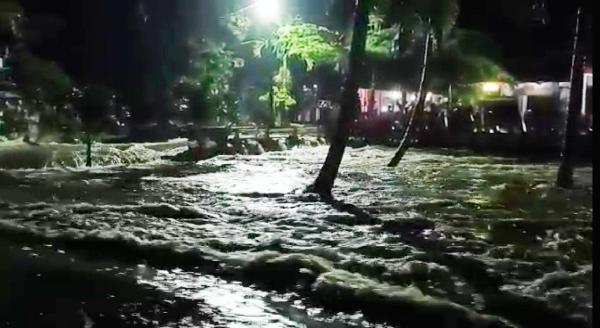 Banjir Bandang Terjang Sidamulih Pangandaran, Sejumlah Rumah Dan Warung Terdampak