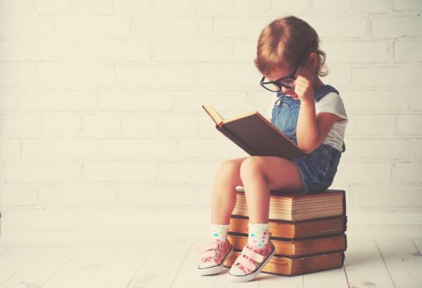 Tips Ajarkan Anak Membaca, Psikolog: Jangan Terlalu Ambisius