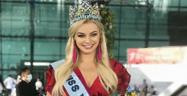 Miss World 2021 Karolina Bielawska Puji Sosok Miss Indonesia Carla Yules