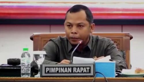 Viral! Ketua DPRD Lumajang Tak Hafal Pancasila, Kini Nyatakan Mundur dari Jabatannya