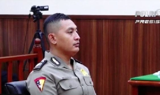 Rampas HP Wartawan yang Liput Rumah Ferdy Sambo, 2 Polisi Kena Sanksi Demosi