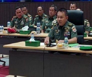 Belum Menerima Pesan Singkat Dudung Persilakan Effendi Simbolon Temui Dirinya di Mabes TNI AD