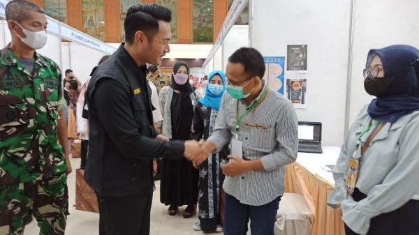 Menekan Angka Pengangguran di Kabupaten Tuban, Disnakerin Gelar Job Fair