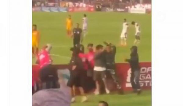 Supporter Arema FC Alami Kekerasan, Ketua PFI Surabaya: Pelaku Bukan Jurnalis