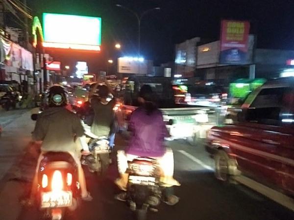 Jembatan Jurug B Solo Diperbaiki Total, Jalan Utama Nasional Macet