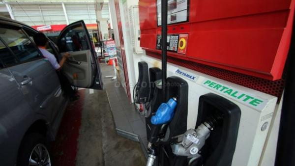 Pertamina Uji Coba Pembatasan Pertalite untuk Mobil 120 Liter per Hari 