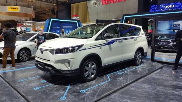 Toyota Kijang Innova Hybrid Curi Perhatian Di Pameran GIIAS 2022, Kapan Siap Meluncur di Pasaran