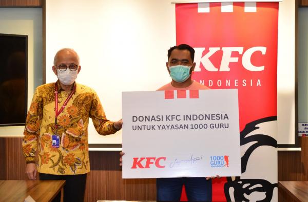Bantu Pendidikan Anak Pedalaman, KFC Indonesia Serahkan Donasi Kepada Yayasan 1000 Guru