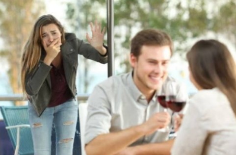 Viral! Pelakor Minta Istri Untuk Restui Berselingkuh Dengan Suaminya