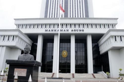 Breaking News!  Hakim Mahkamah Agung Terjaring  OTT KPK, Giat Operasi Senyap di Jakarta dan Semarang