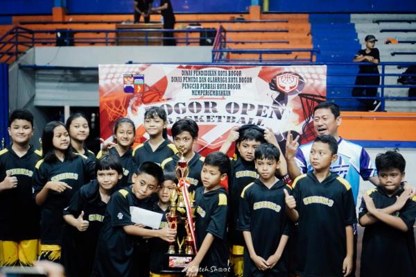 SDN Sukadamai 3 Sabet Juara 1 Bogor Open BasketBall 2022 Usai Kalahkan SDN Polisi 4 Bogor