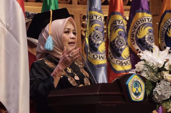 Pesan Rektor Unitomo Siti Marwiyah Untuk Alumnus Kampus Kebangsaan dan Kerakyatan