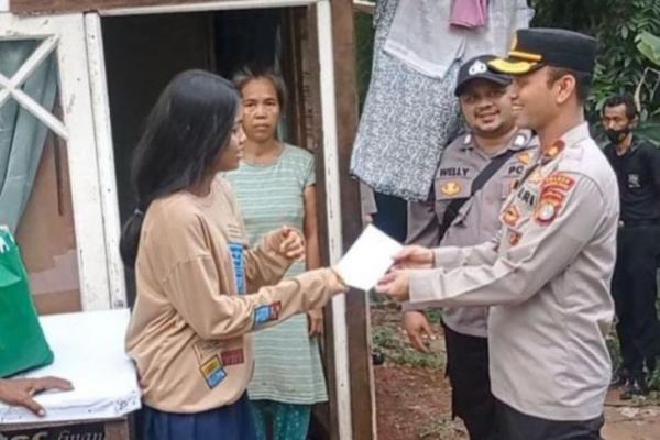Terima Bantuan dari Polisi, Siswi Tinggal di Bedeng Tanpa Listrik dan Air di Tangerang Selatan