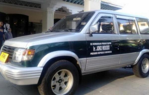 Panther Bonet Dilelang Rp300 Juta, Mobil Pernah Dipakai Jokowi