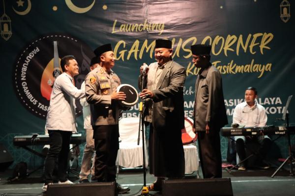 Polres Tasikmalaya Kota Launching Gambus Corner, Pojok Musik Islami dalam Syiar Islam di Kota Santri