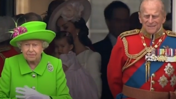 Tak Pernah Diekspos, Ini Deretan Foto Langka Ratu Elizabeth II Saat Remaja hingga Menikah