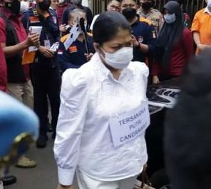 Aneh! Lolos Dari Pantauan Media, Putri Candrawathi Sudah di Bareskrim Jalani Wajib Lapor