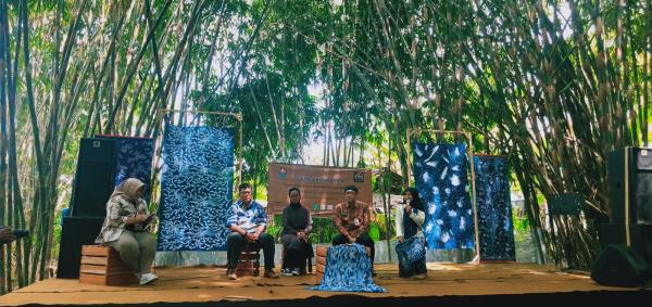 Jelang Hari Batik, Pembatik Temanggung Sharing Pengalaman Ide Kreatif Membatik
