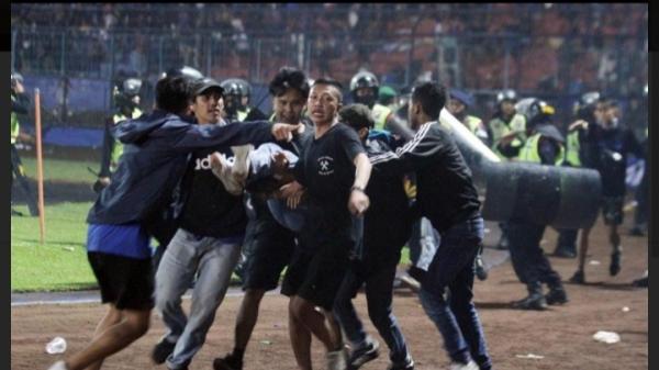 153 Orang Tewas Usai Laga Arema FC Kontra Persebaya Surabaya, Polda Jatim Langsung Gelar Rapat