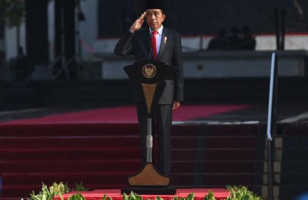 BREAKING NEWS! Jokowi : Investigasi Segera Harus Ada yang Bertanggung Jawab Atas Tragedi Kanjuruhan