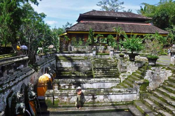 Menguak Sejarah Pulau Bali Jadi Lokasi Wisata Terkenal di Dunia