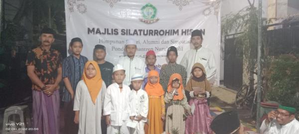 Peringati Haul Pendiri Ponpes Nurul Cholil, Hisan Surabaya Santuni Anak Yatim