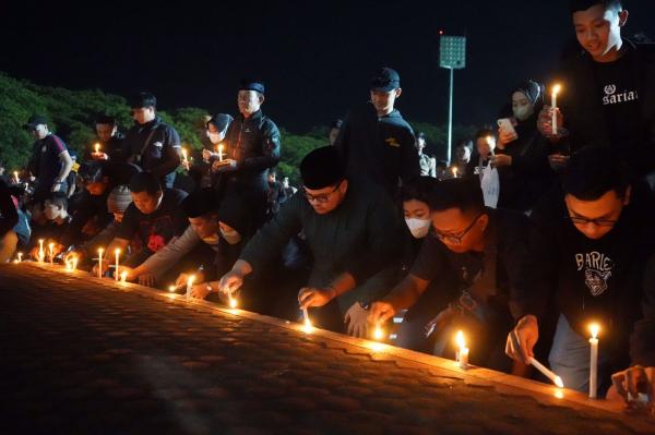 Turut Berduka Tragedi Kanjuruhan, Supporter Kediri Bersama Bupati dan Kapolres