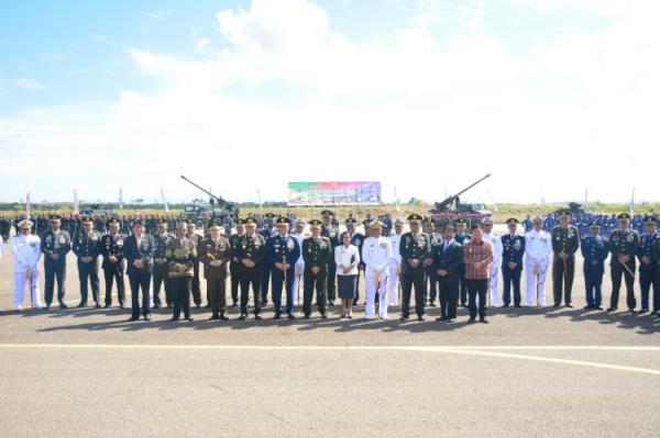 Peringatan HUT TNI Ke-77 di Kupang NTT Berlangsung Khidmat