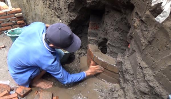 Hendak Bangun Septic Tank, Warga Malah Temukan Sumur Kuno Diduga Peninggalan Era Majapahit