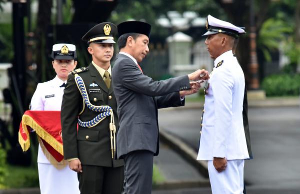 Ini Tiga Prajurit TNI yang Dapat Tanda Kehormatan dari Presiden Jokowi