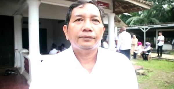 Bupati Irna Utus Kadis DPMPD Pandeglang Tinjau Langsung Rumah Kades Tati Mulyati yang Ludes Terbakar
