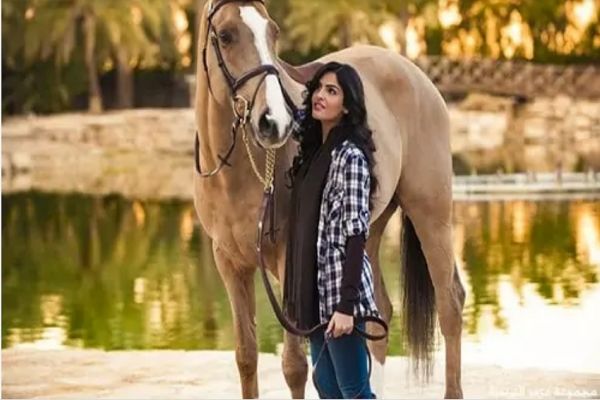 Kenapa Putri-putri Cantik Kerajaan Arab Saudi Ini Tak Berjilbab?