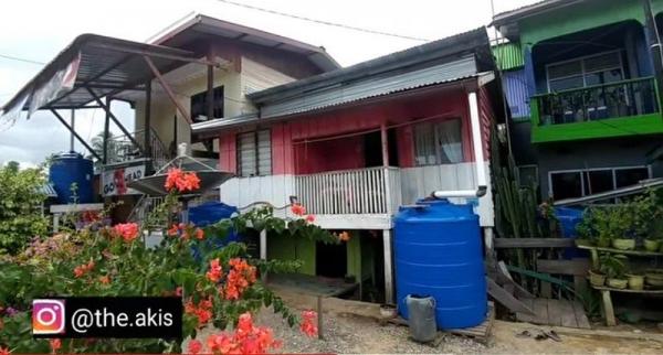 Unik, Satu Bangunan Rumah Dibangun di Dua Negara, Dapur di Malaysia dan Ruang Tamu di Indonesia