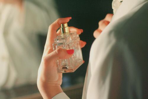 6 Tips Agar Tubuh Wangi Sepanjang Hari Tanpa Parfum
