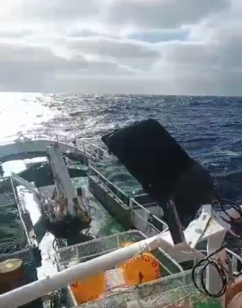 Nelayan Mundu Cirebon Terjatuh dan Hilang di Laut Irlandia, Petugas Masih Lakukan Pencarian