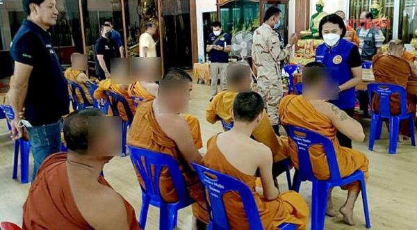 5 Biksu Ditangkap Polisi Karena Masuk Thailand Secara Ilegal, 2 Biksu Positif Narkoba