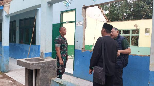 Brigif 13 Galuh Kostrad akan Bantu Renovasi Bangunan SDN Sinagar yang Rusak, Target Sebulan Selesai