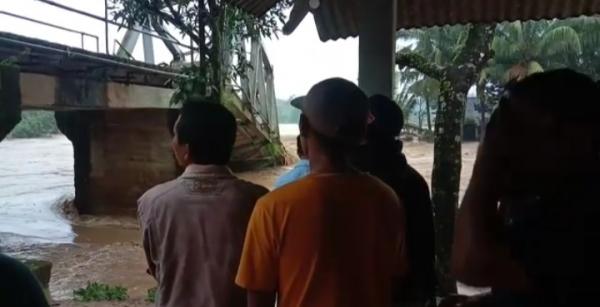 Darurat! Masyarakat Korban Banjir di Lebak Selatan Butuh Air Bersih