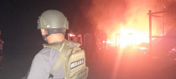 Breaking News! Pos Covid 19  di Bandara Kenyam Nduga Papua Diduga Dibakar OTK