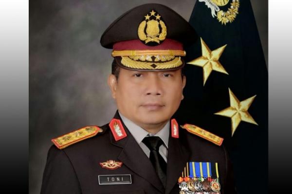 Irjen Toni Harmanto Jabat Kapolda Jawa Timur