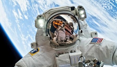 Cerita Gadis Tertipu Astronot Gadungan, Belikan Tiket Rp460 Juta untuk Kembali ke Bumi
