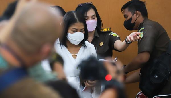 Putri Candrawathi Minta Pindah ke Rutan Mako Brimob dengan Alasan Anak, Hakim: Tidak Bisa