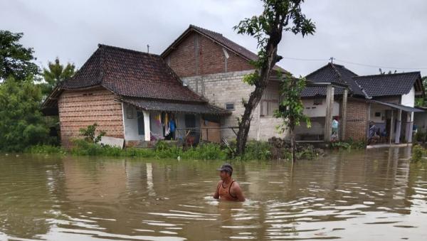 Diguyur Hujan Selama 2 Hari Berturut-turut, Desa Ngranti Boyolangu Terendam Banjir