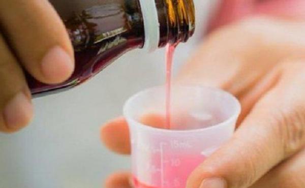 Buntut Kasus Kematian 49 Anak Akibat Ginjal Akut, Kemenkes Larang Apotek Jual Obat Syrup