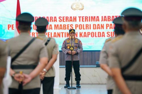 Sertijab 9 Kapolda dan 7 Pejabat Utama Mabes Polri, Dilantik Kapolri